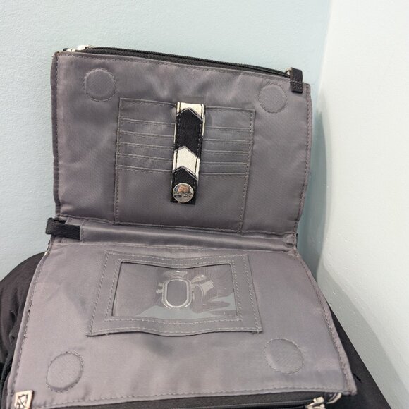 Black and White Thirty-one Crossbody - Picture 4 of 6